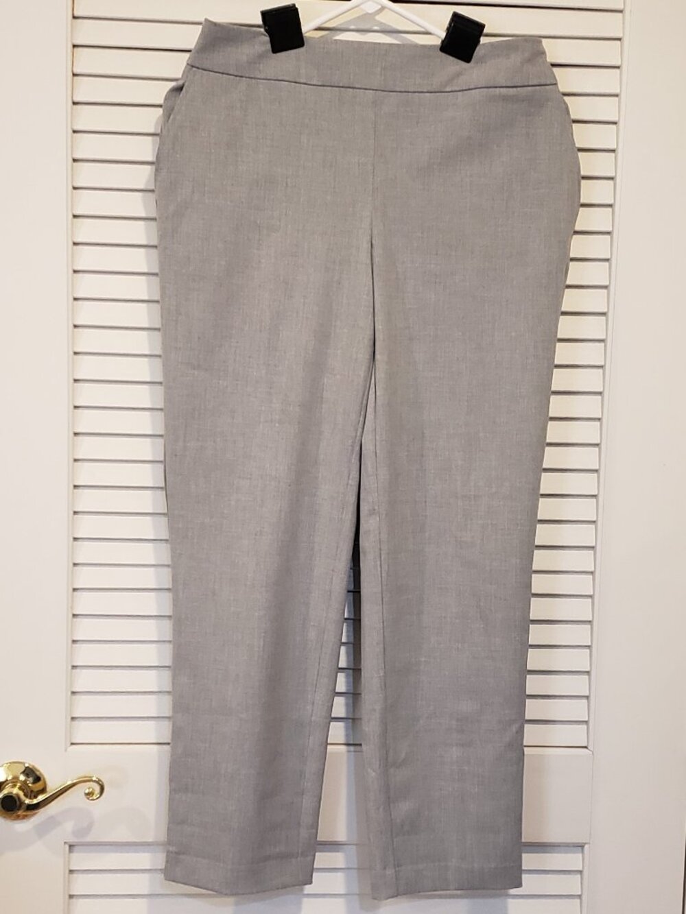 Hilary Radley Women's Medium Pull-on Pants NWT